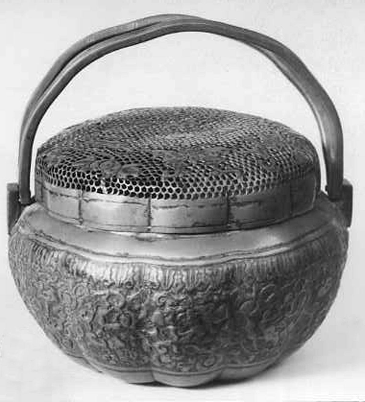 Brûle-parfum en bronze, Japon, XVIIIe siècle, Metropolitan Museum of Art